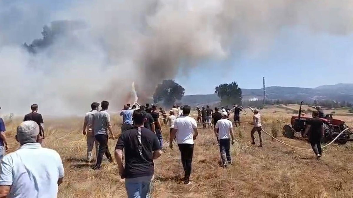 Bursa’da Tarlada Çıkan Anız Yangını Kısa Sürede Söndürüldü 3 Dönüm Alan Etkilendi