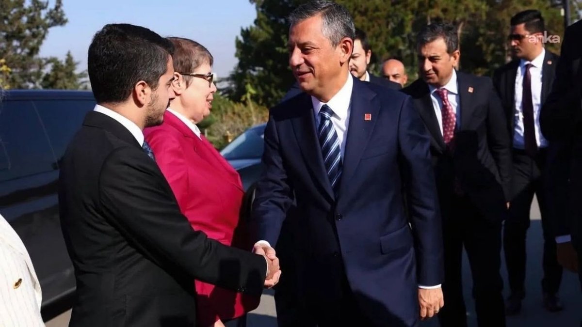 Özgür Özel’den Cezaevindeki Hüseyin Can Güner’e Ziyaret Mesajı