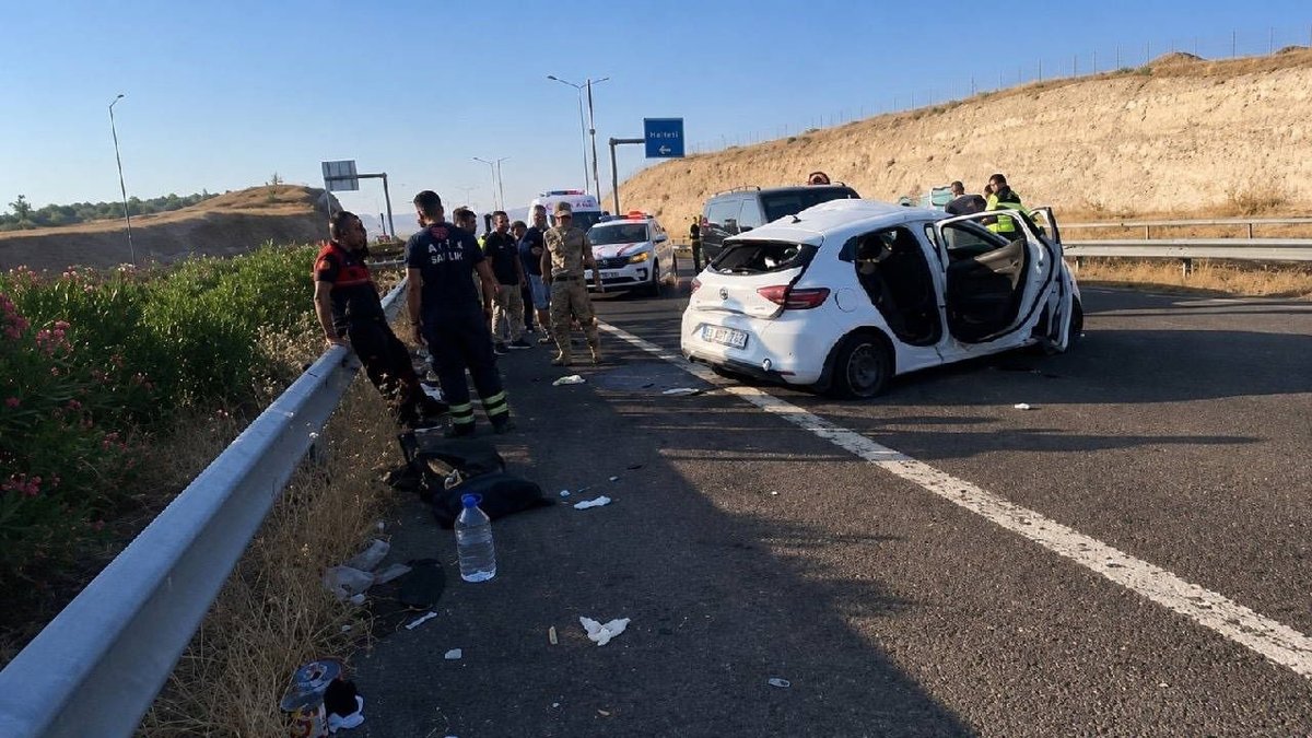 Halfeti Yolunda Kahreden Kaza Hafta Sonu Gezisi Can Aldı