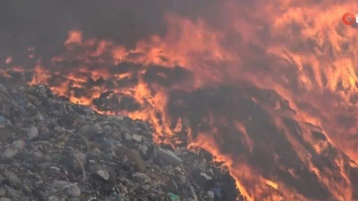 Amasya’da Çöp Tesisinde Yangın Ekipler Alevlere Karşı Seferber Oldu