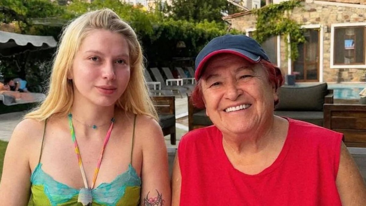 Selda Bağcan Ve Aleyna Tilki Buluşması Sosyal Medyada Gündem Oldu