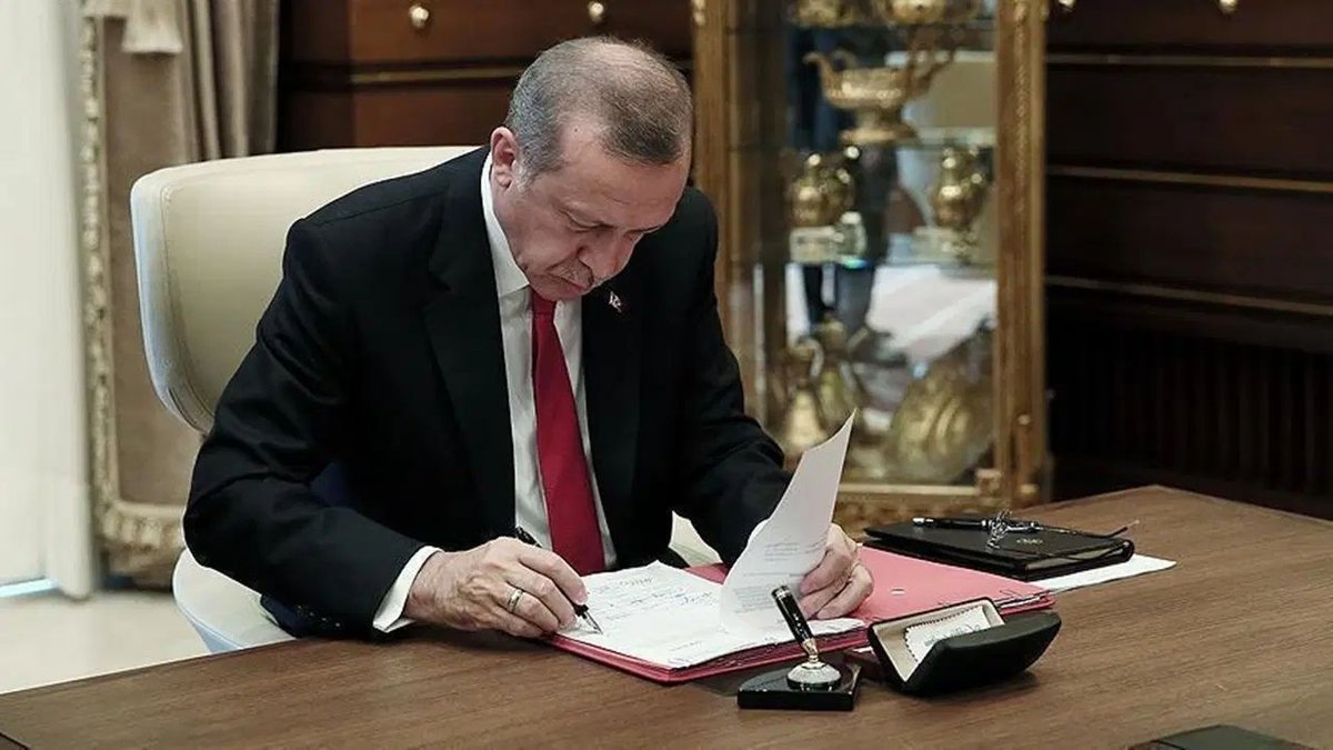 Üniversitelerde Yeni Dönem Başladı Sekiz Fakülteye Yeni Rektör Ataması