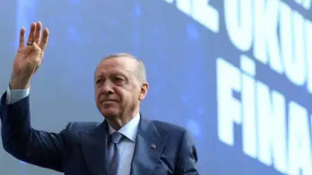 TÜGVA Yaz Okulundaki Etkinlik Tartışma Yarattı Çocuklara Okutulan Dizeler Gündemde
