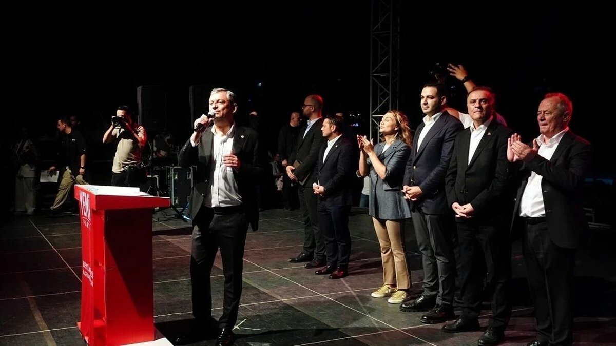 Özgür Özel’den Yeni Parti açıklaması: “Bütçemiz vatandaşların desteğiyle oluştu”