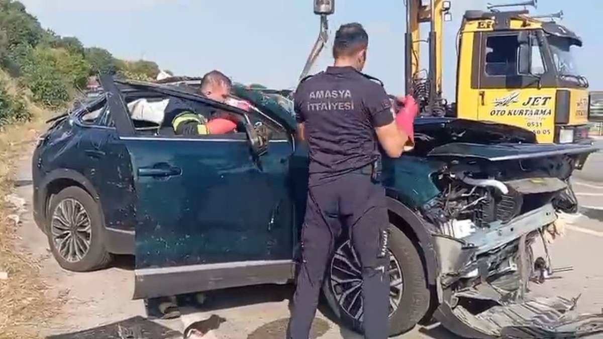 Amasya’da kontrolden çıkan otomobil takla attı: 2’si çocuk 4 kişi yaralandı