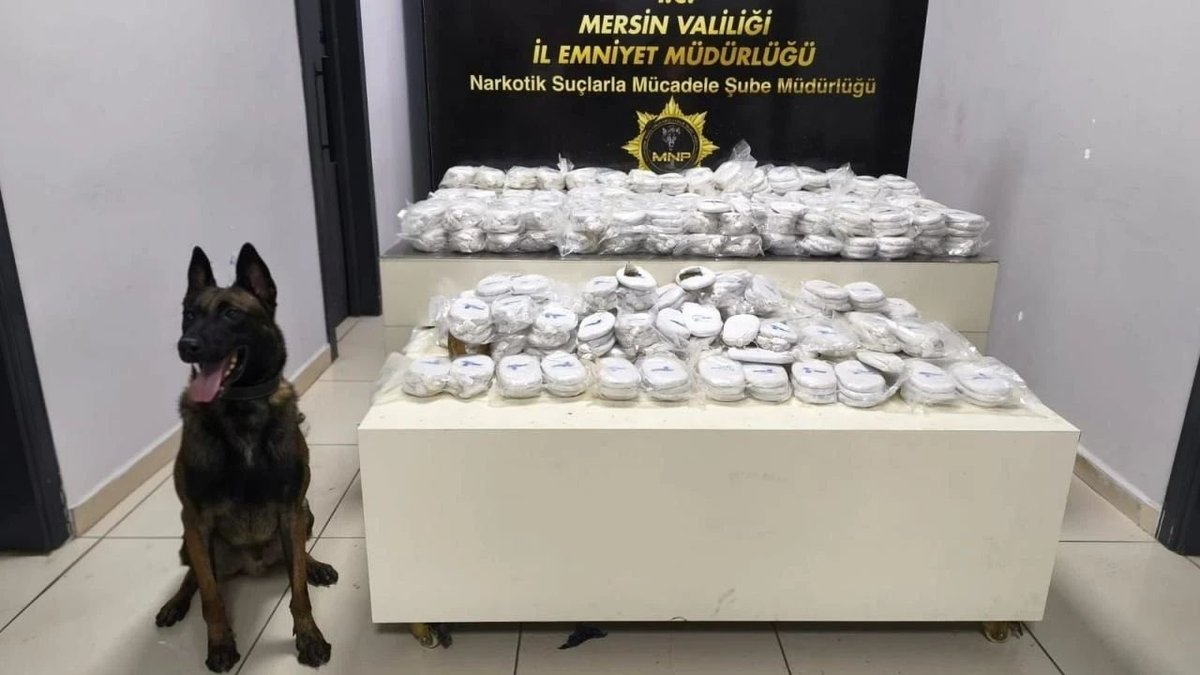 Mersin’de Uyuşturucu Operasyonu: Konteynerden Kokain, Araçtan 122 Kilo Esrar Çıktı