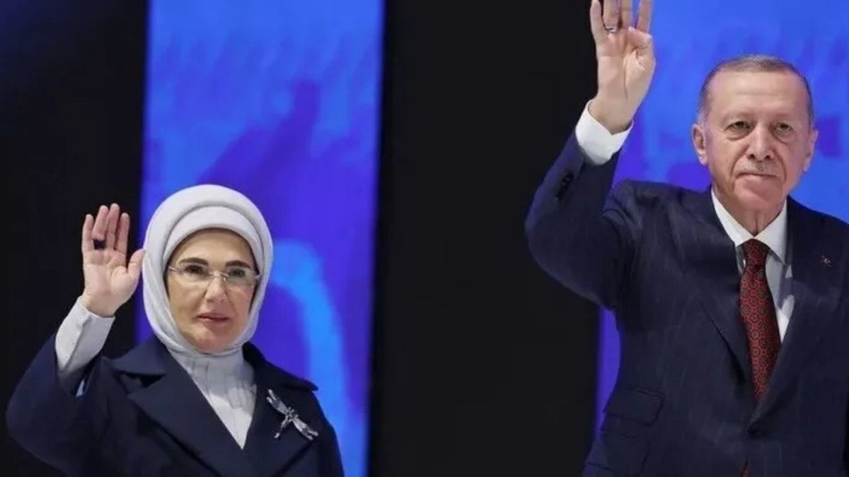 Emine Erdoğan’dan AK Parti’nin 25’inci Kuruluş Yıl Dönümüne Kutlama Mesajı