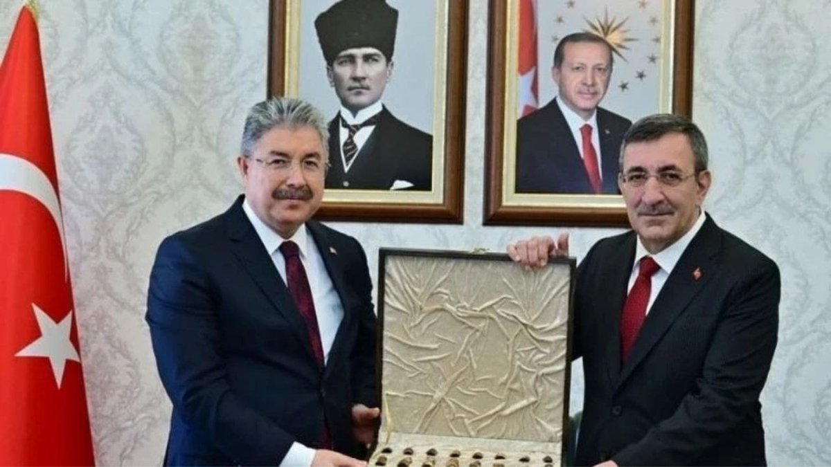 Cevdet Yılmaz: Vatandaşın Yastık Altındaki Altın Ve Doları Merkez Bankası Rezervinden Daha Büyük