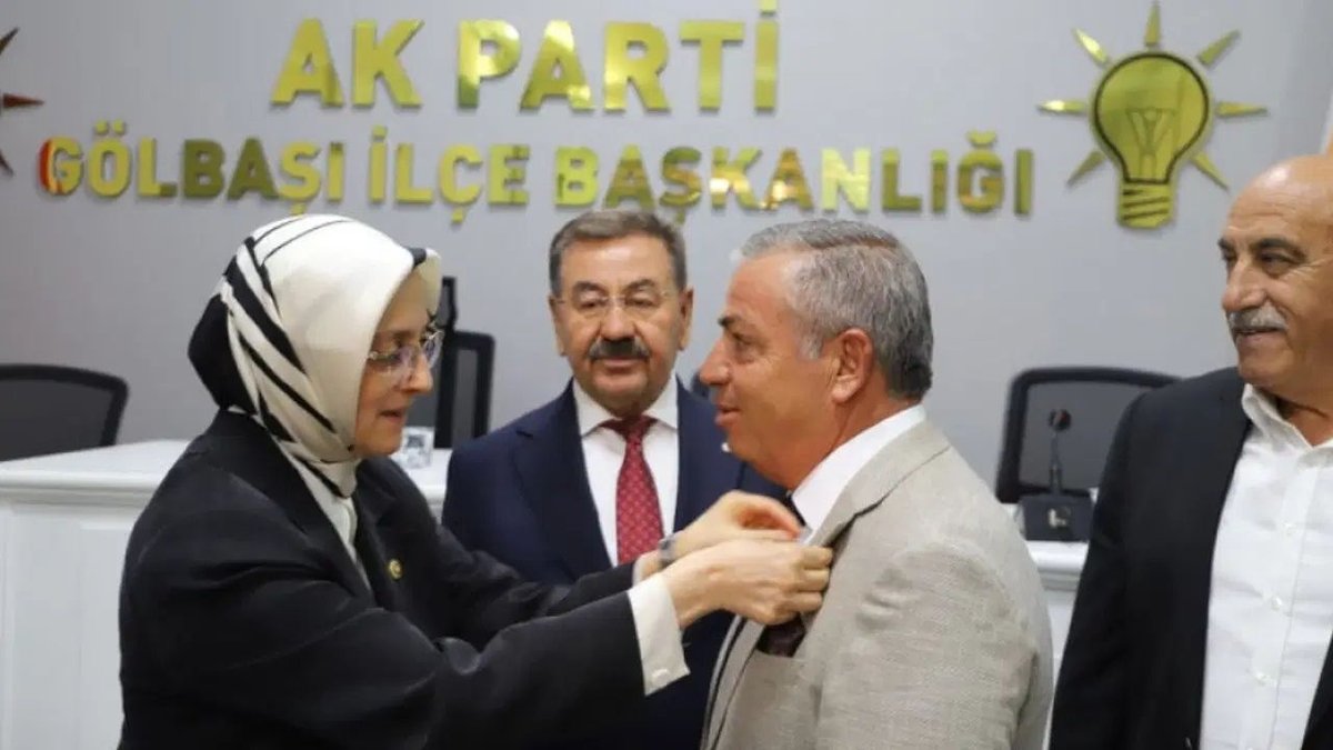 Gölbaşı Belediyesi’nde 6 CHP’li Meclis Üyesi AKP’ye Katıldı