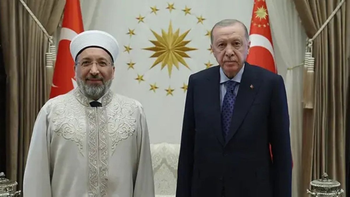 Cumhurbaşkanı Erdoğan Külliye'de Altay Ve Arpaguş'u Kabul Etti