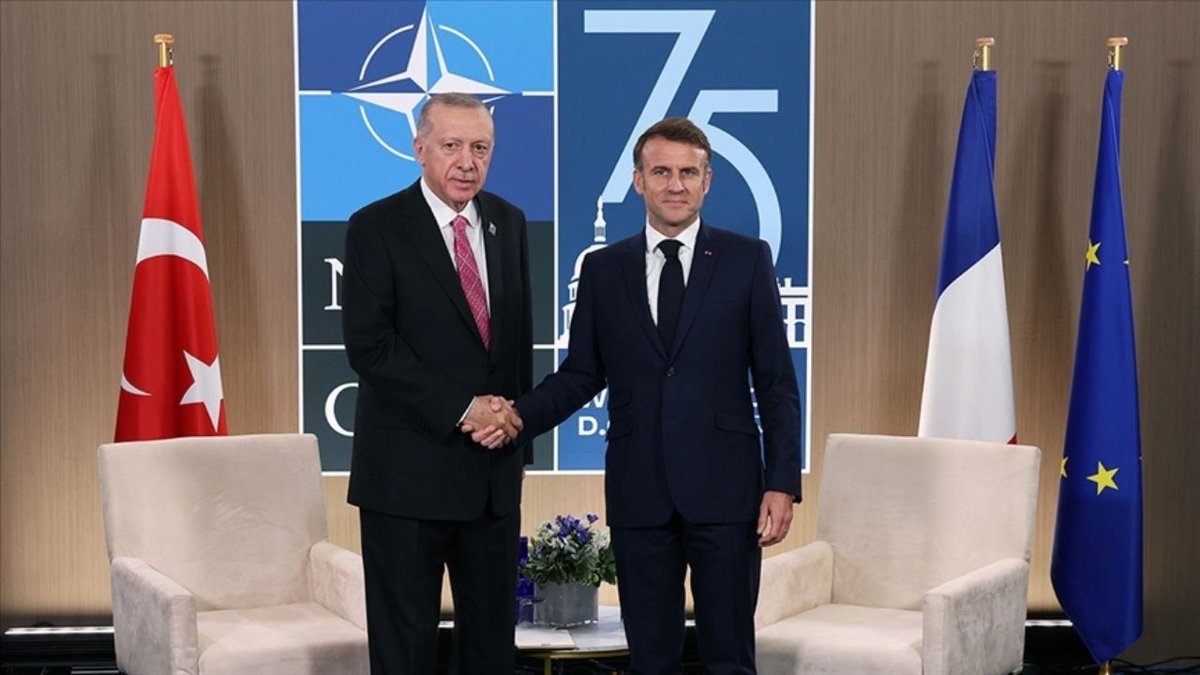 Cumhurbaşkanı Erdoğan, Macron İle Önemli Bir Toplantı Gerçekleştirdi
