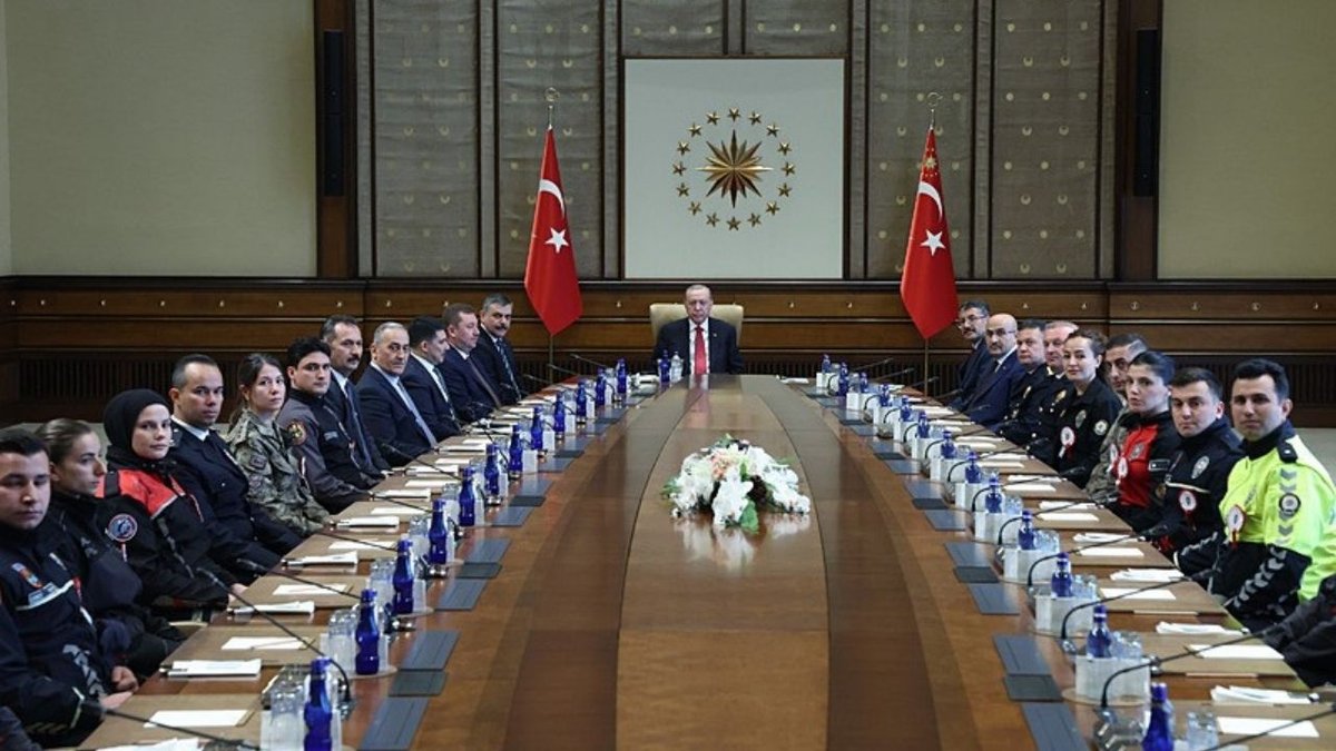 Erdoğan’dan Polis Haftası mesajı: “Türkiye güvenli bir liman”