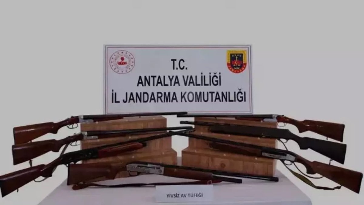 Kaş’ta Ruhsatsız Silah Operasyonu: 7 Tüfek Ele Geçirildi, Sahiplerine Para Cezası