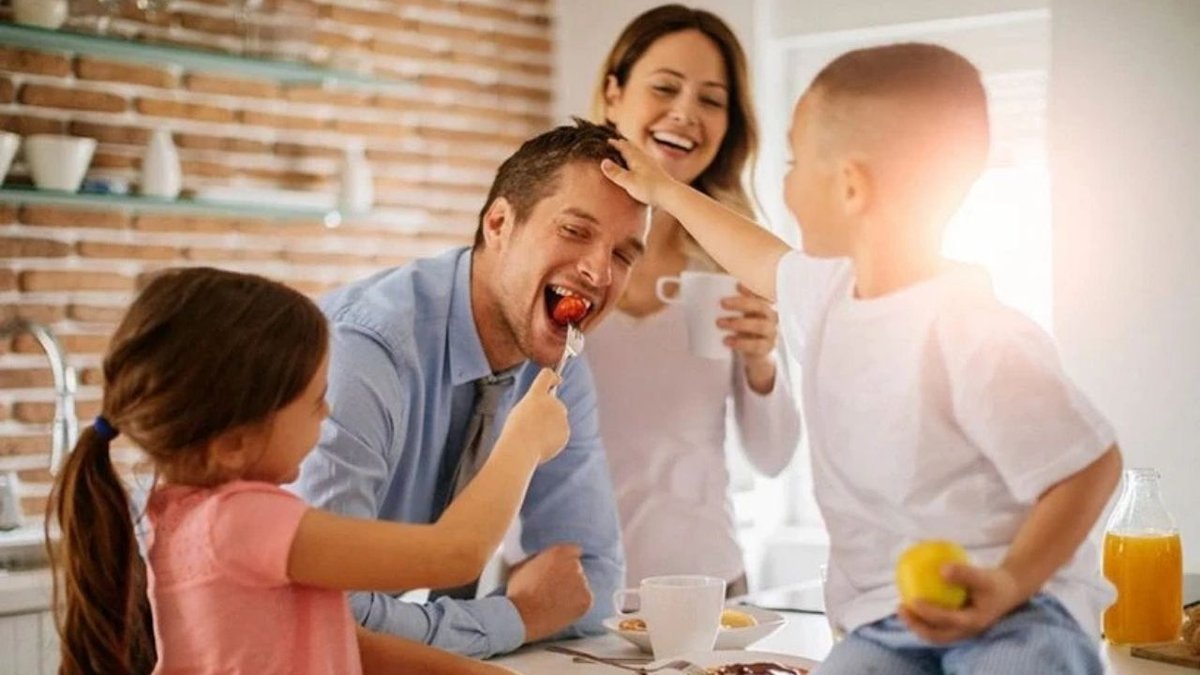 Uzmanlar Uyarıyor: Ekranları Kapatın, Aile Bağlarını Güçlendirin