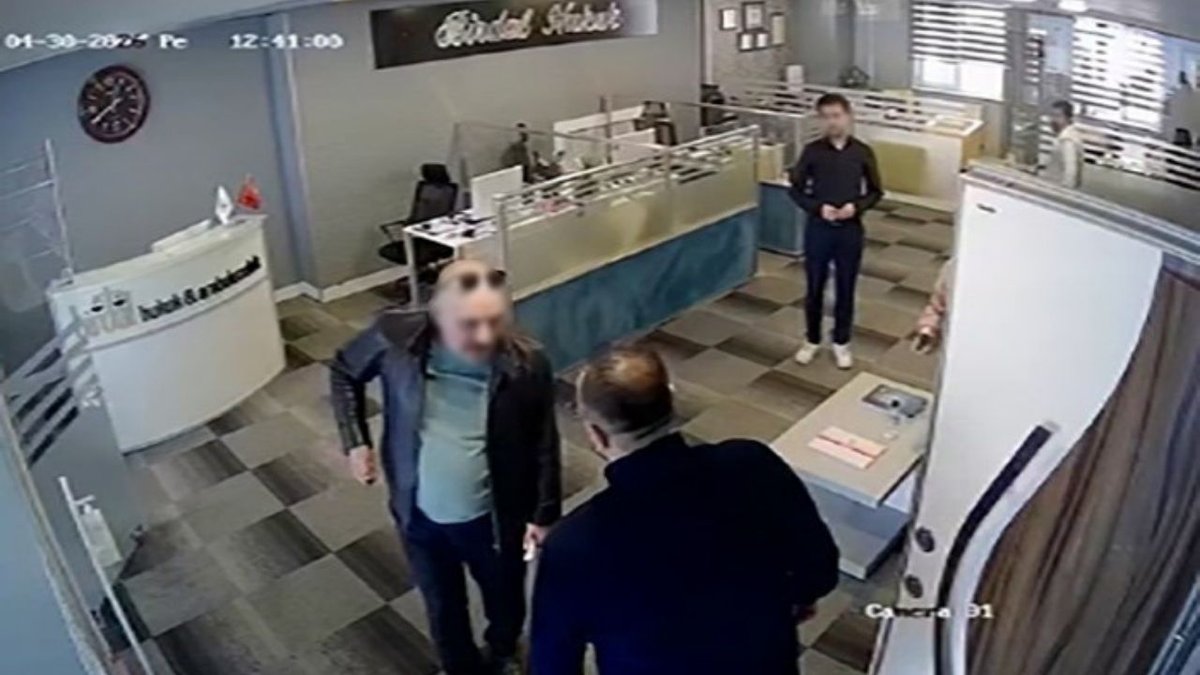 Erzurum'da Avukata Bıçaklı Saldırı: Saldırgan Tutuklandı