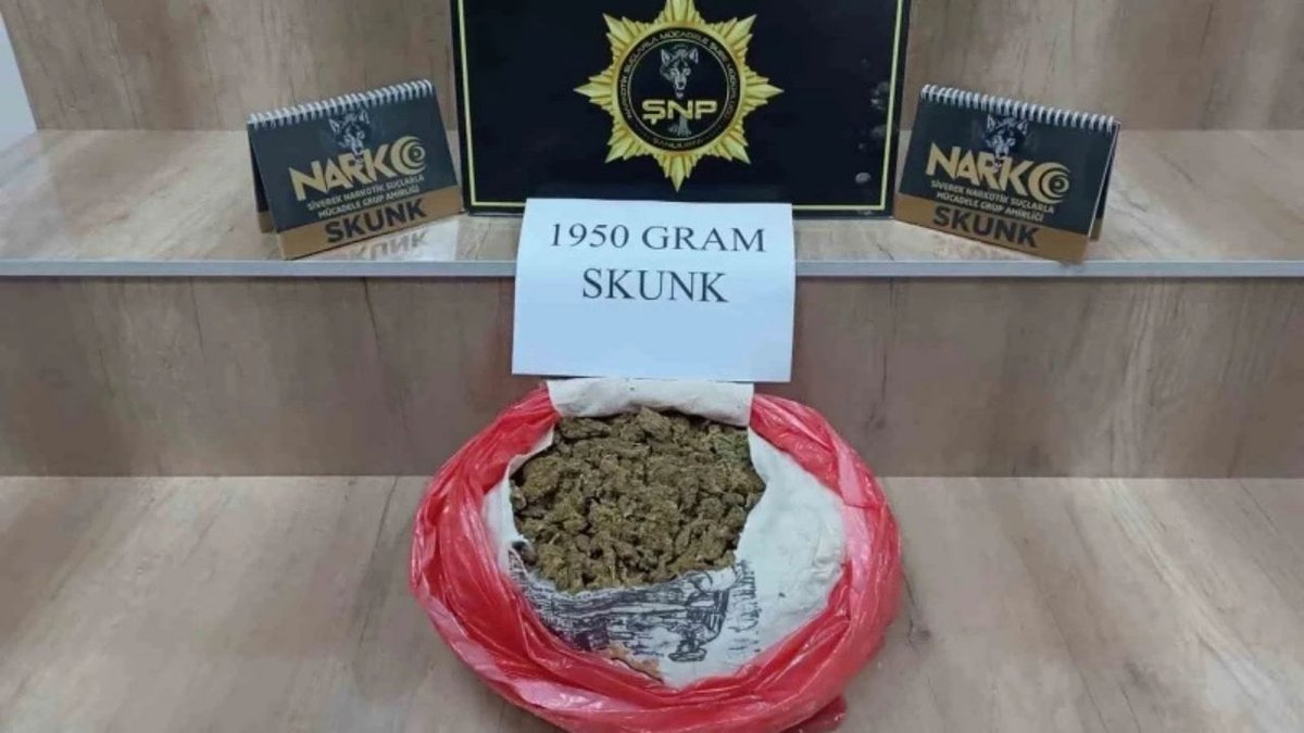 Şanlıurfa’da 4,25 Kilo Skunk Ele Geçirildi: 5 Kişi Tutuklandı