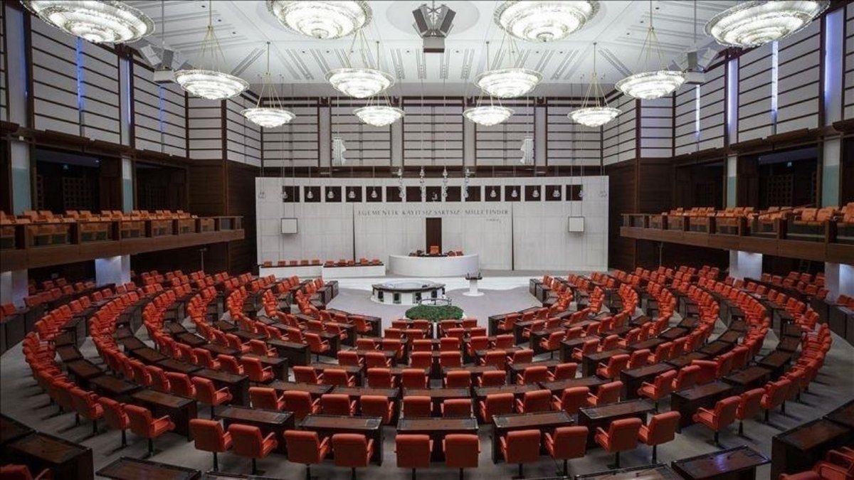Meclis’te Ekonomiye Can Sıkacak Teşvikler: Kurumlar Vergisi Yarıya İniyor, Vergi Borçlarına 72 Ay Vade Geliyor