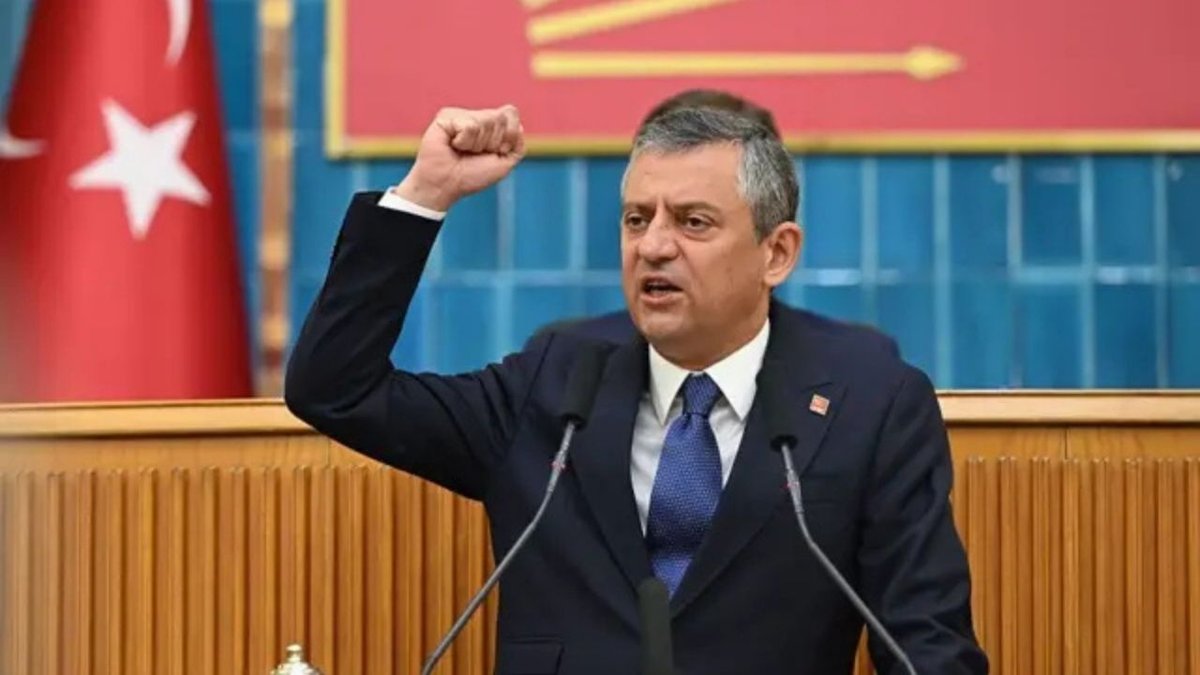 CHP’de Kurultay Krizi Derinleşiyor! Özgür Özel’den 40 Günlük Kritik Çağrı