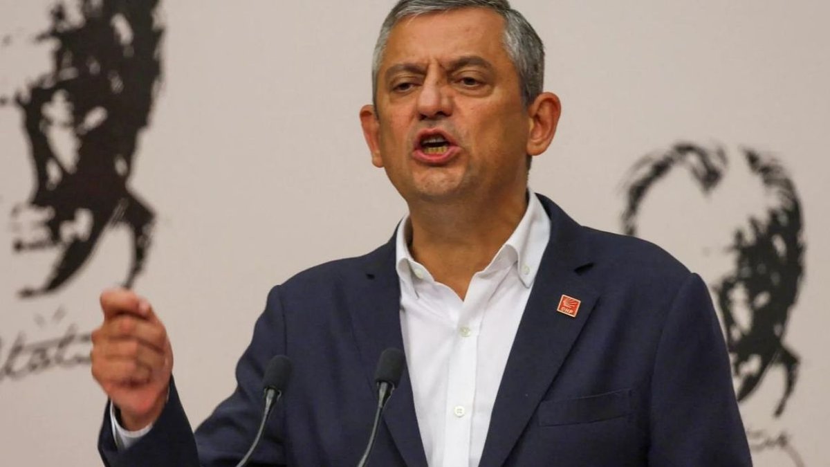 CHP’de Yeni Parti İddiası! Özgür Özel’den Vekillere Çok Net Mesaj