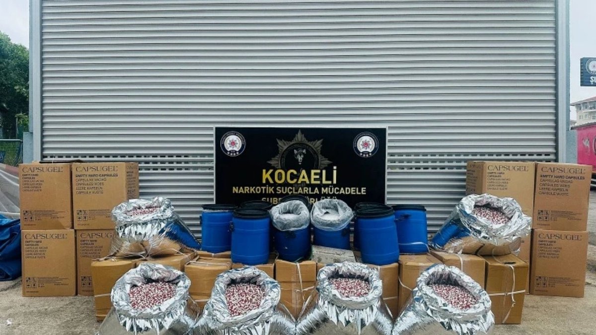 Kocaeli’de Dev Narkotik Operasyonu! 40 Milyon Hap Üretecek Madde Ele Geçirildi