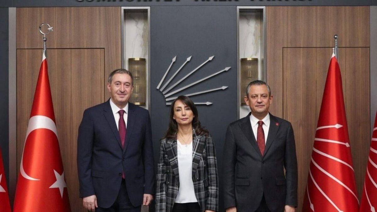 DEM Parti’den Kılıçdaroğlu Kararı! Bayramlaşmama Hamlesi Siyasette Yeni Tartışma Yarattı