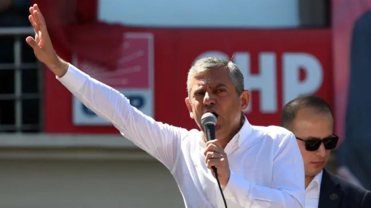CHP’de Siyasi Gerilim Tırmanıyor: Özgür Özel MYK’yı Topladı, Parti İçinde Hareketli Saatler