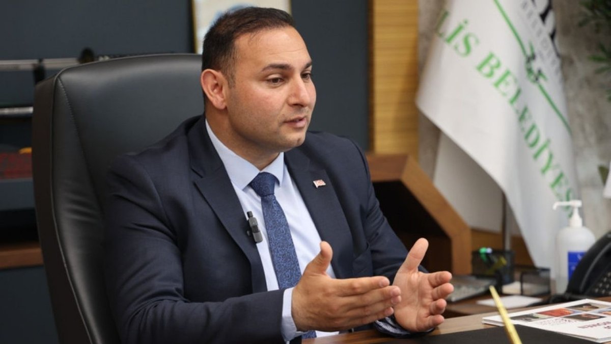 CHP’li Kilis Belediye Başkanı Hakan Bilecen İstifa Etti: AK Parti’ye Katılıyor