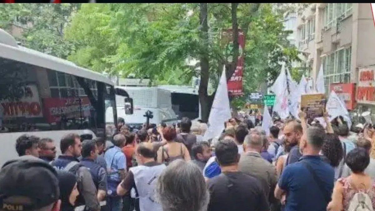 okul öğretmenleri Ankara’da eylemde: MEB’den İş Kanunu açıklaması ve özlük hakları tartışması