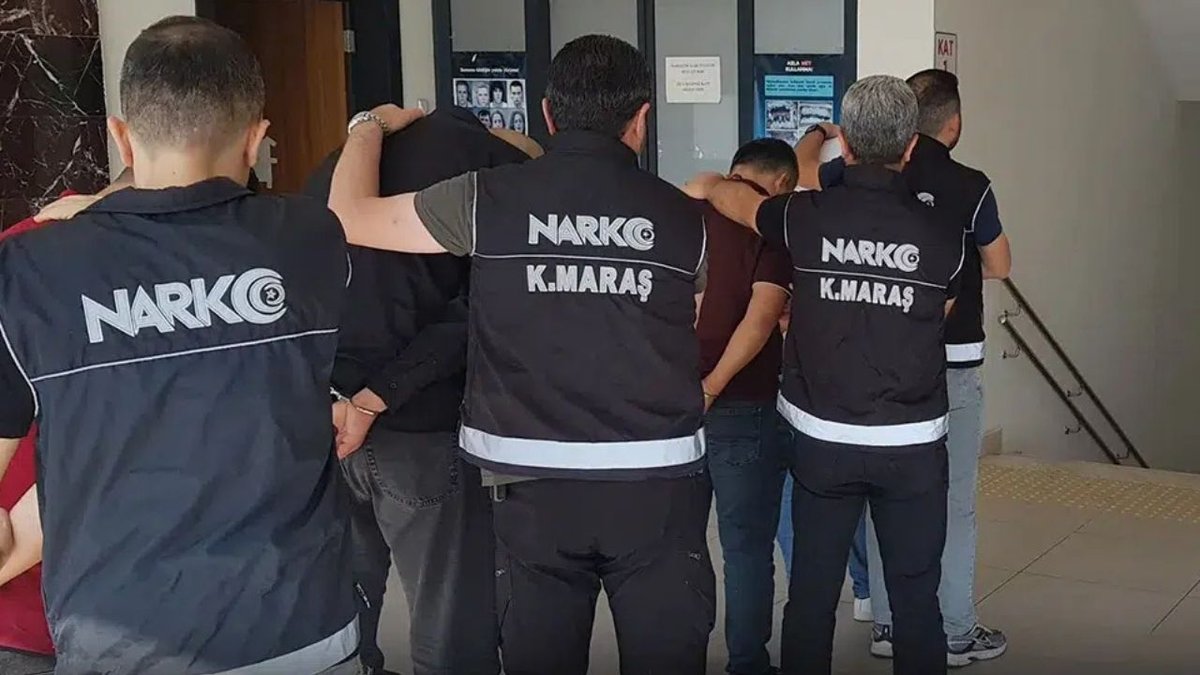 Kahramanmaraş’ta Uyuşturucu Operasyonu: 195 Bin 440 Sentetik Ecza Ele Geçirildi, 3 Kişi Tutuklandı
