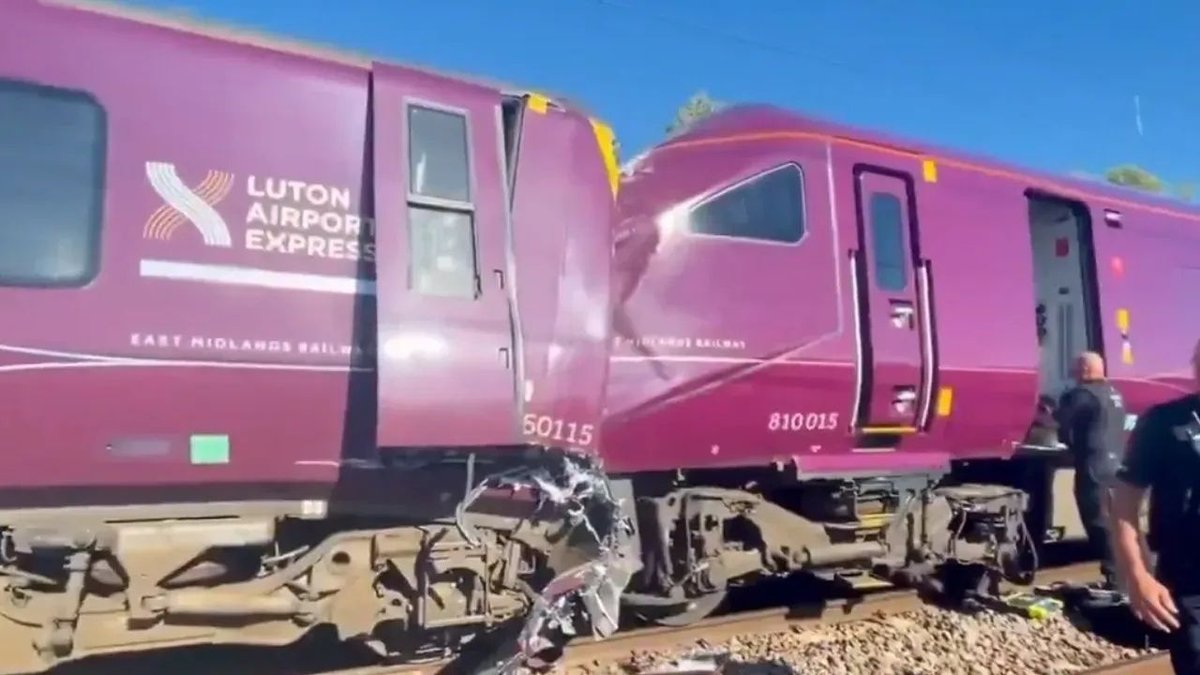 Londra’da Can Pazarı! Yolcu Trenleri Çarpıştı: 1 Ölü, 89 Yaralı!