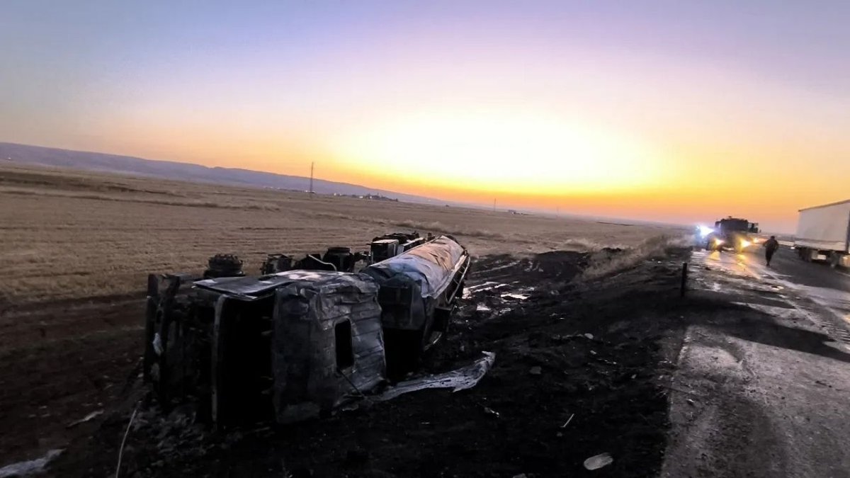 Mardin’de Mazot Yüklü Tanker Alevlere Teslim Oldu Büyük Hasar Oluştu