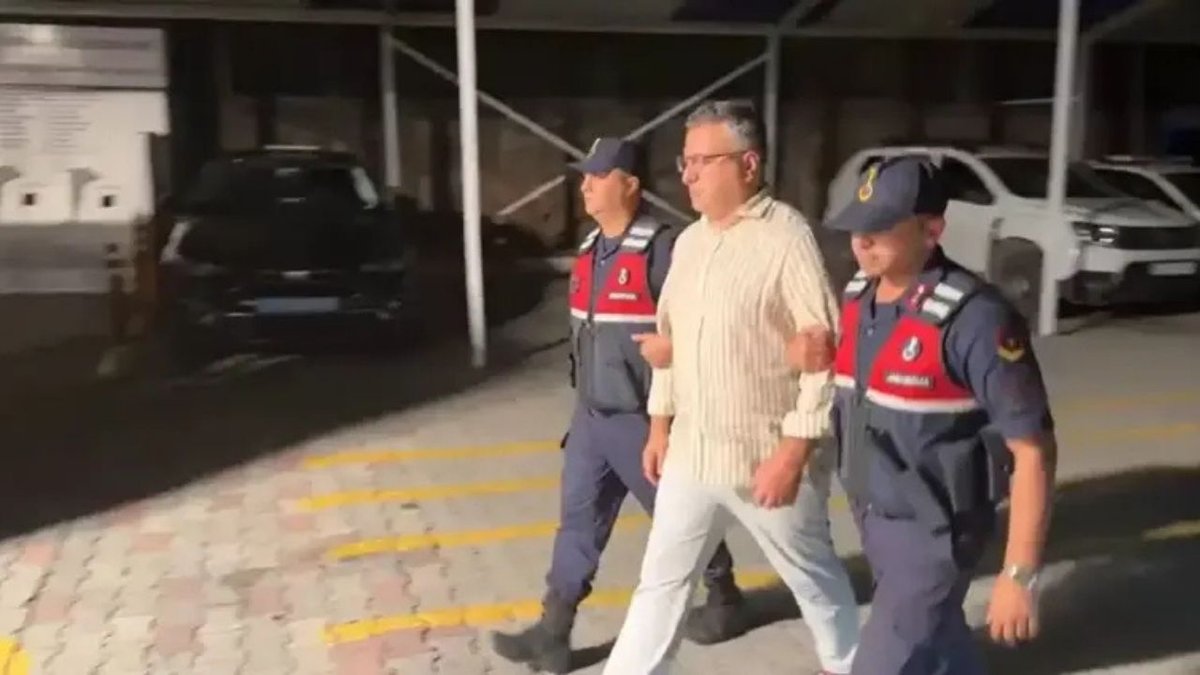 Gazeteci Cem Küçük Hakkında Gözaltı Kararı: Soruşturma Sürüyor