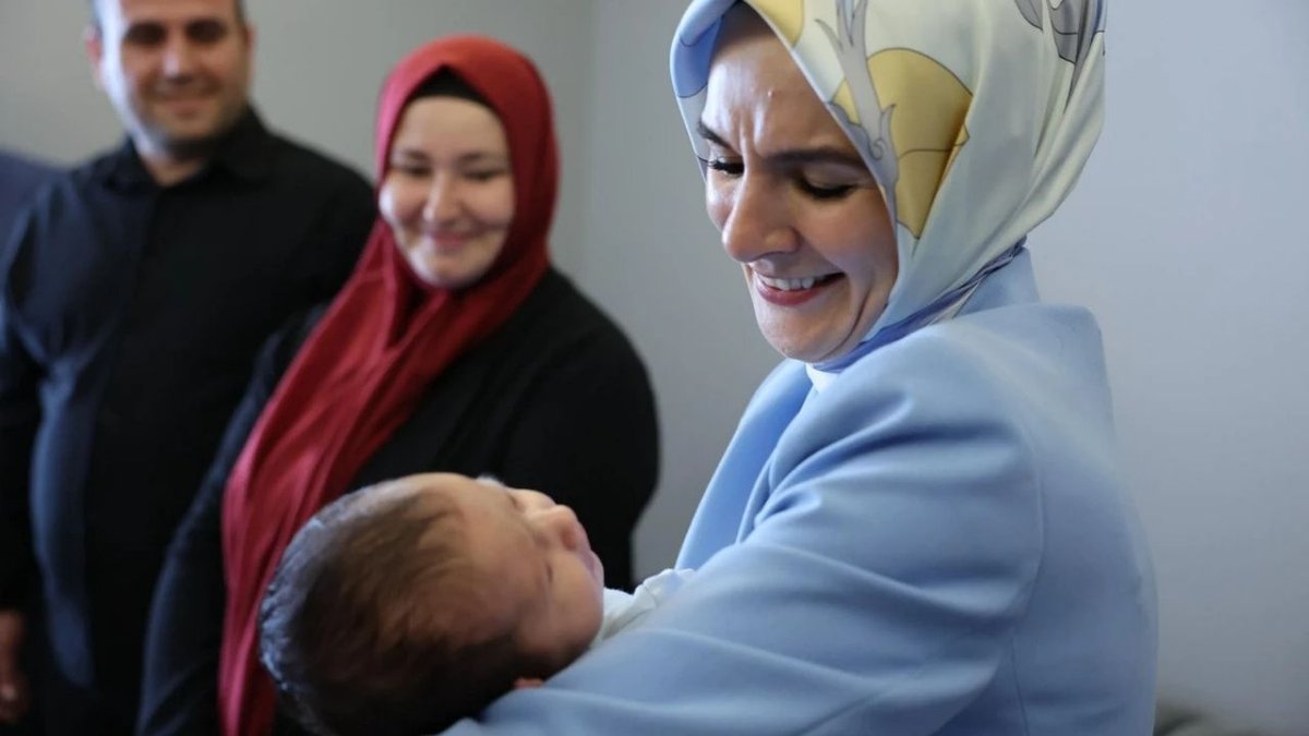 Doğum Yardımı Desteğinde Rekor Rakam: 700 Bini Aşkın Çocuk İçin Düzenli Ödeme Yapılıyor