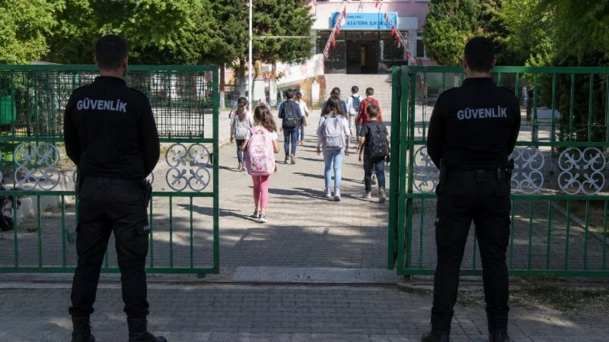 Okullarda Güvenlik Dönemi: 81 İlde 30 Bin Personel Görevlendirilecek