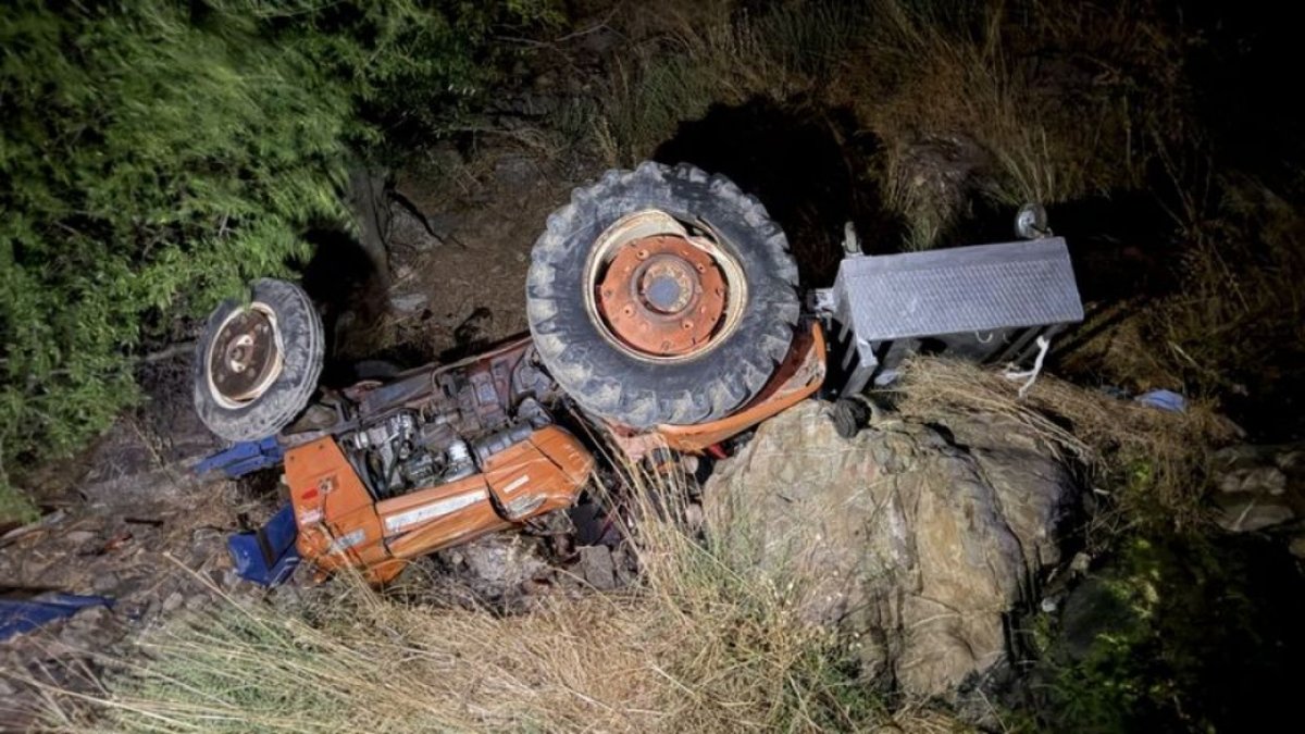 Osmaniye’de Traktör Dere Yatağına Devrildi: 2 Kişi Hayatını Kaybetti