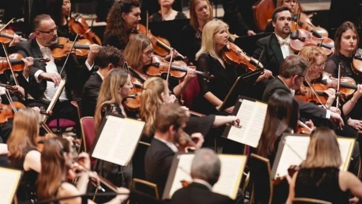 Dünyaca Ünlü Royal Filarmoni Orkestrası İstanbul Ve Ankara’da Sahne Alacak