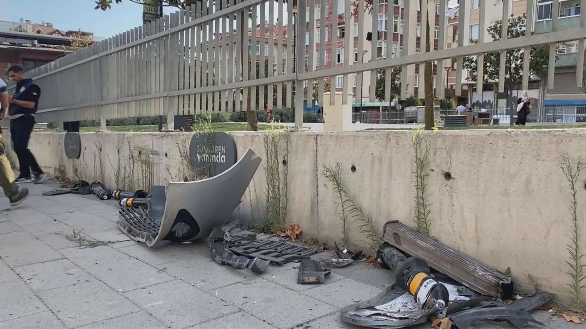 Güngören’de Korkutan Kaza: Otomobil Yayaların Arasına Savruldu
