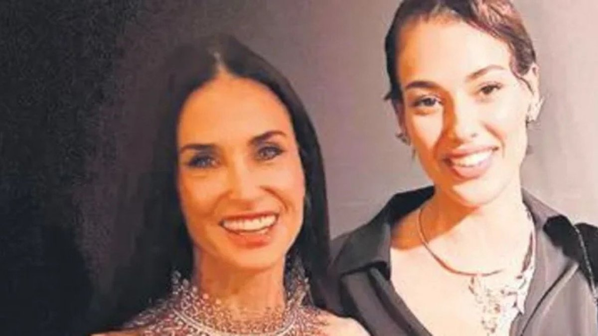 Cannes'da Onur Gecesi: Özel Etkinliğe Katılan Tek Türk Dilan Çiçek Deniz!