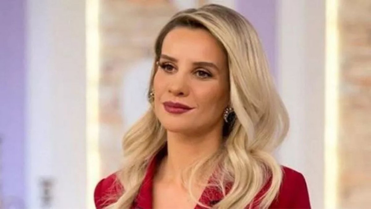Esra Erol’dan hayat felsefesi mesajı: “Doğru yaşarsan doğru gelir seni bulur”