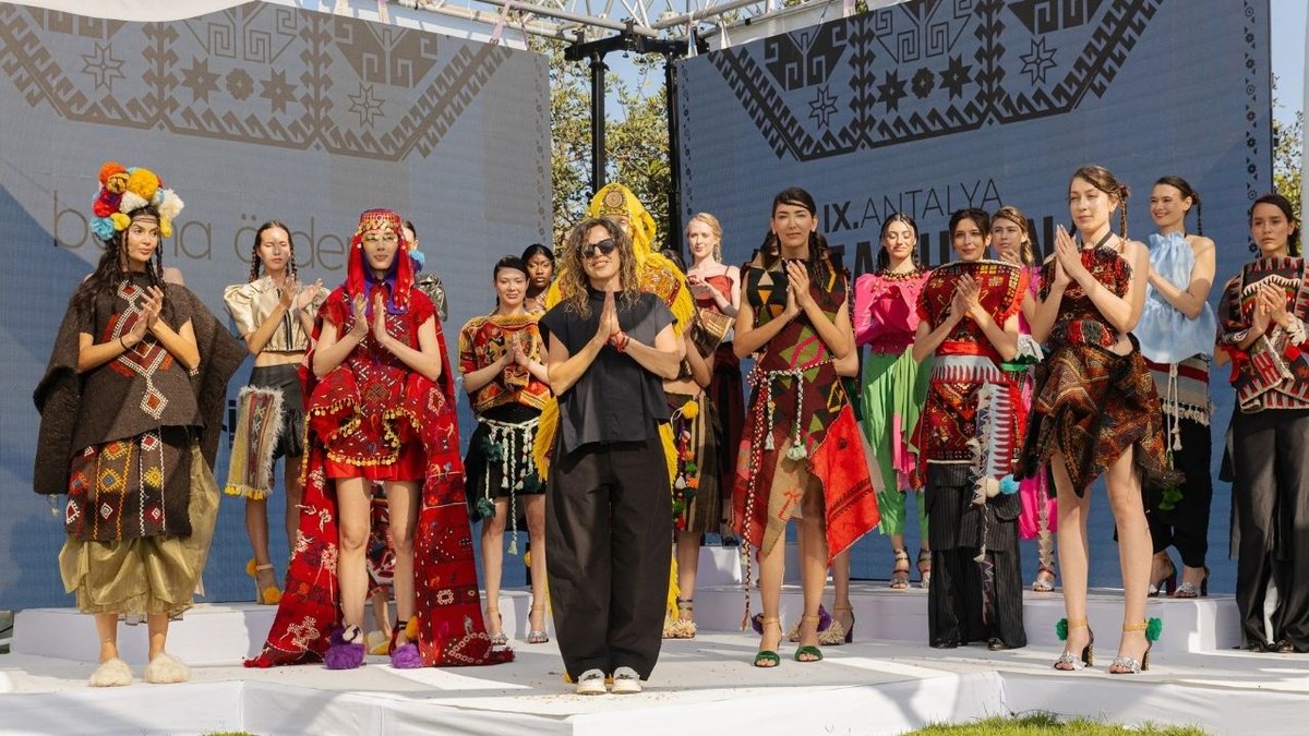 Antalya Fashion Week 2026 Başladı: Uluslararası Moda Dünyası Akdeniz’e Taşındı