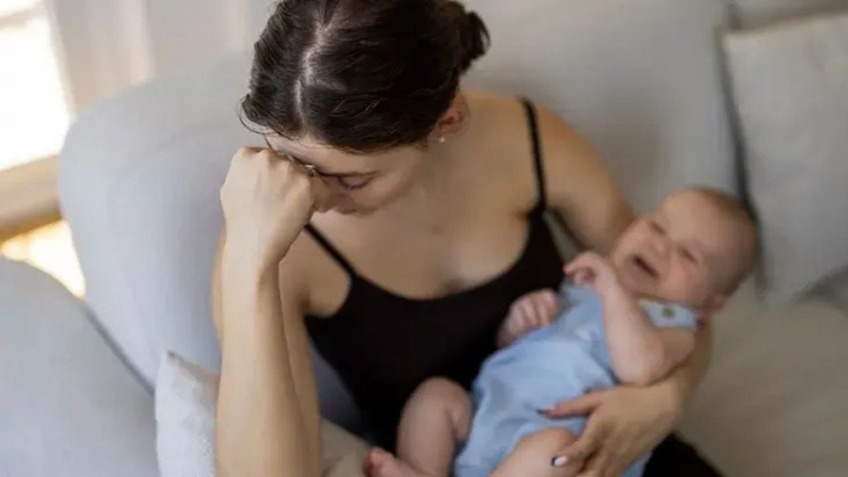 Doğum Sonrası Lohusa Depresyonuna Dikkat: Anneler Hangi Belirtileri Yaşar