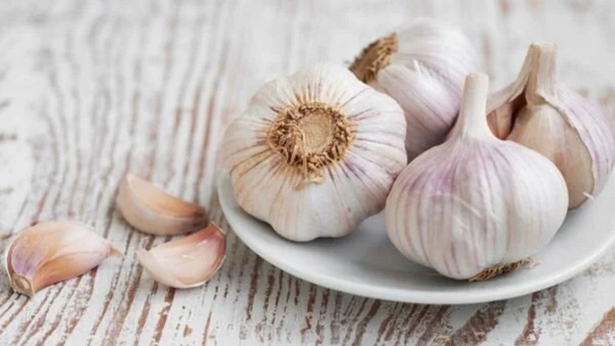 Sarımsak Saç Sağlığını Nasıl Destekliyor
