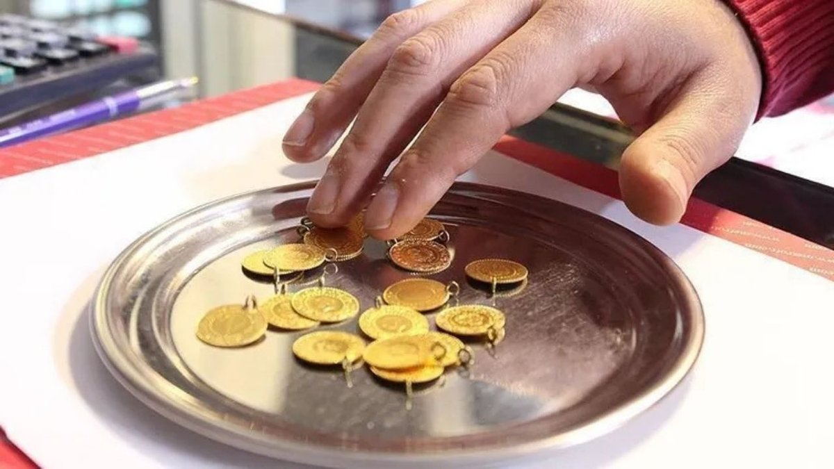 Altın Fiyatları Güncel Durum: Ons Altın Düşüşte, Gram Altın Dalgalı