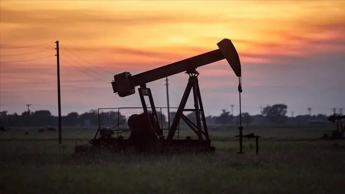 Brent Petrolde Sert Düşüş: Orta Doğu Geriliminin Azalması Ve ABD-İran Görüşmeleri Fiyatları Baskıladı