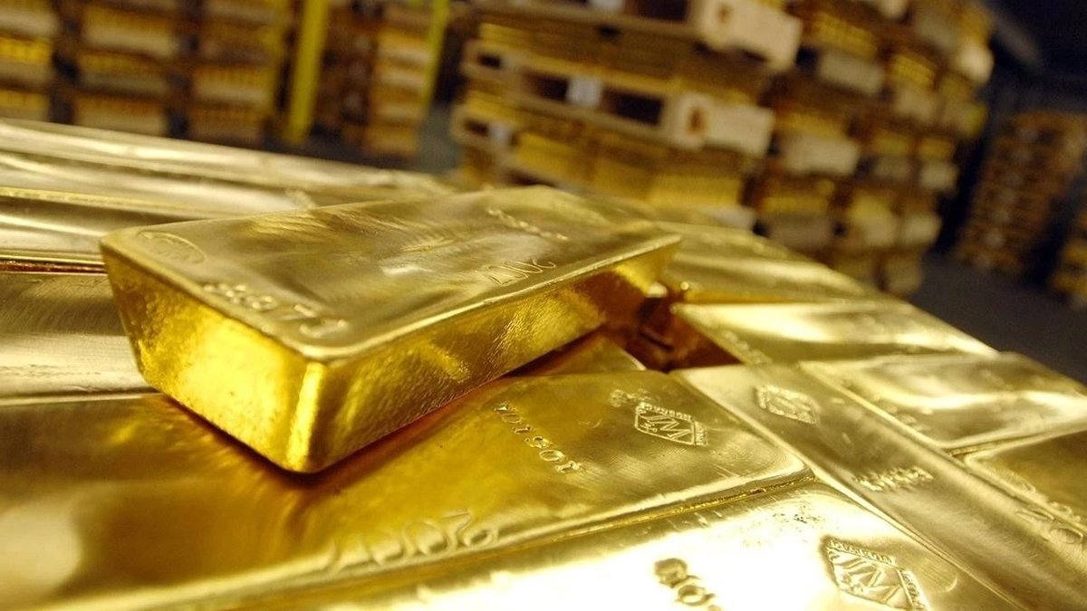 Faiz Korkusu Altını Sert Vurdu: Ons Fiyatı 4.200 Doların Altına Geriledi
