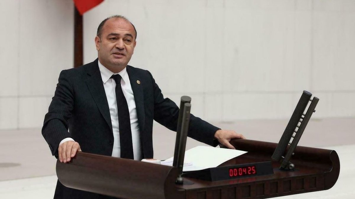 Özgür Karabat’tan borsa eleştirisi: “Milyonlarca küçük yatırımcı büyük portföylerin gölgesinde kaldı”