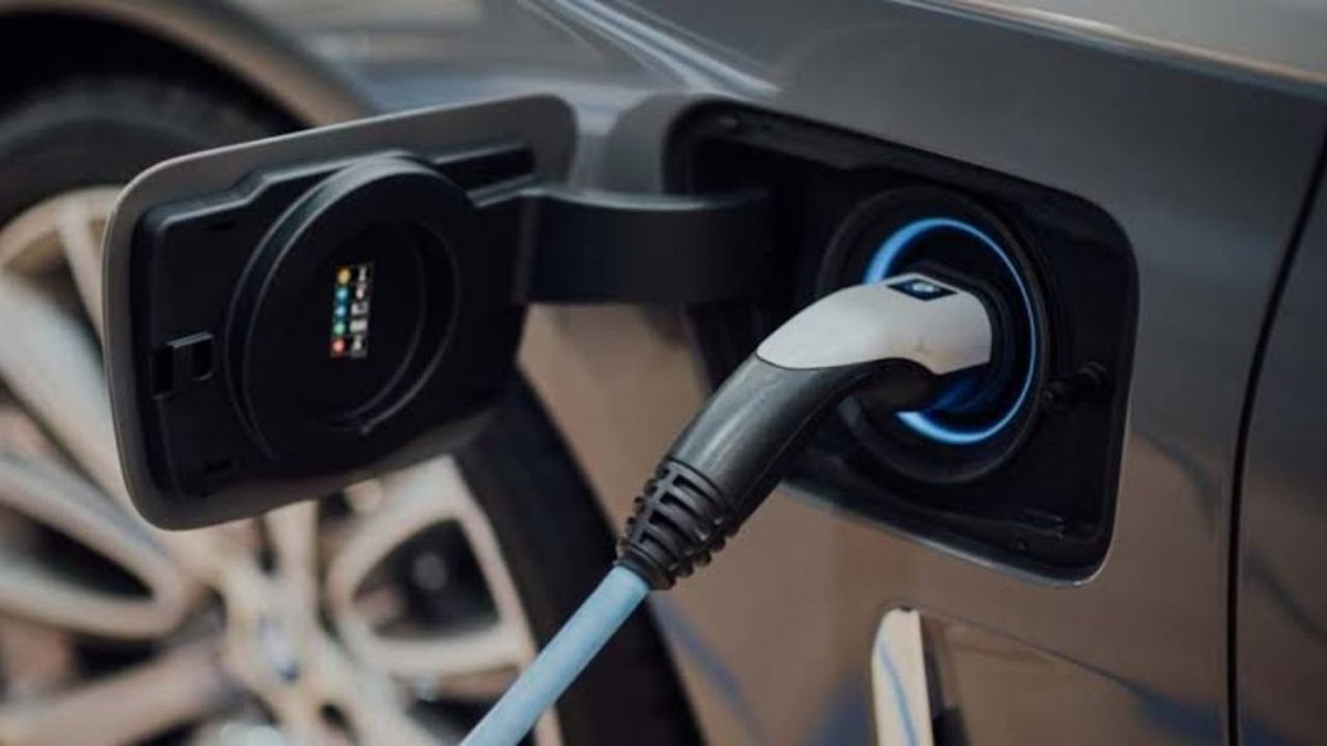 Çin’de Elektrikli Araç Şarjı Ve Veri Hizmetlerinde Elektrik Tüketimi Fırladı
