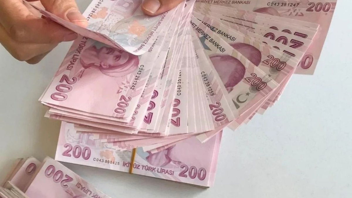 Araç Sahiplerinin Beklediği Haber Geldi: Motorine 4 Lira İndirim