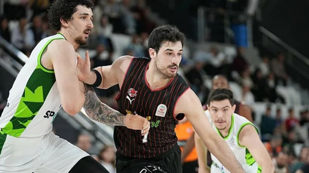 Manisa Basket'ten Önemli Zafer: Tofaş'ı 100-96 Yendi