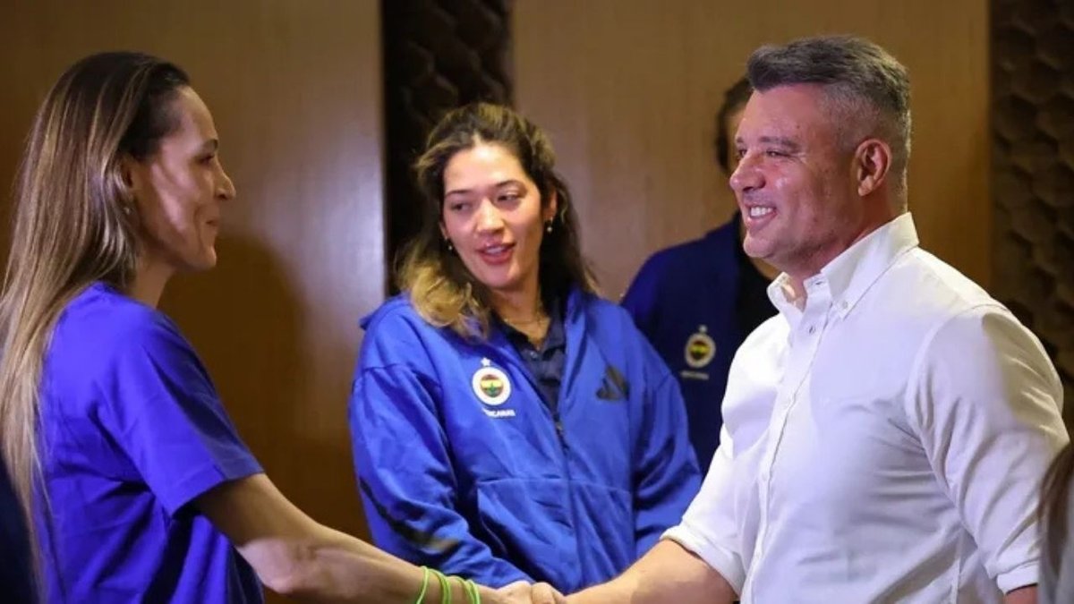 Sadettin Saran'dan Fenerbahçe Medicana'ya Destek Ziyareti